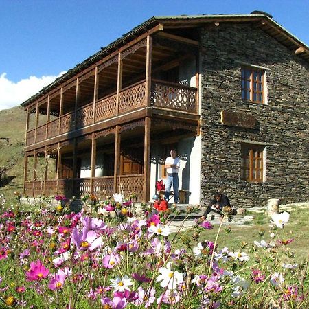 Guest House Shina Omalo Екстериор снимка