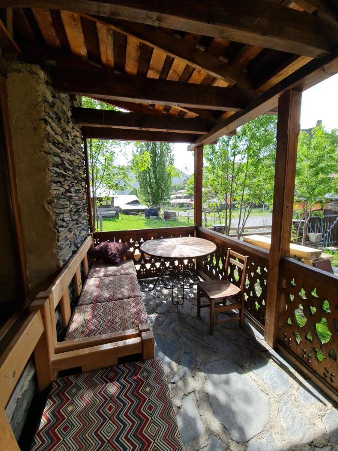 Guest House Shina Omalo Екстериор снимка
