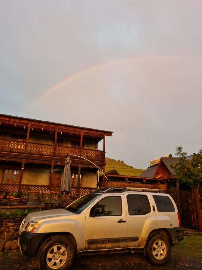 Guest House Shina Omalo Екстериор снимка