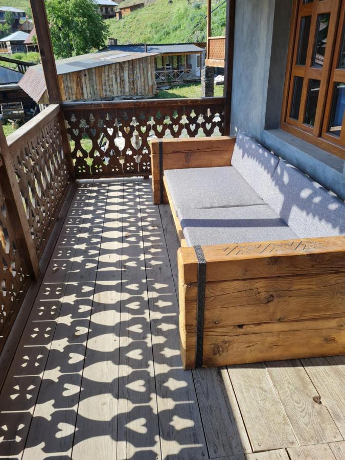 Guest House Shina Omalo Екстериор снимка