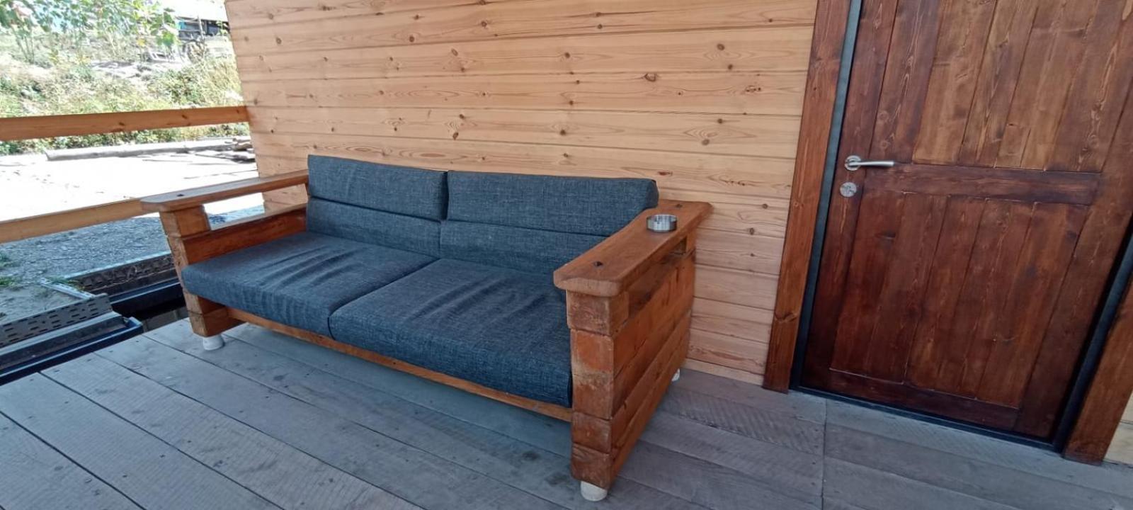 Guest House Shina Omalo Екстериор снимка