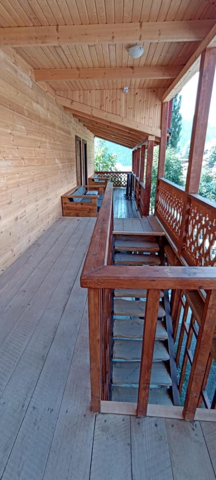Guest House Shina Omalo Екстериор снимка