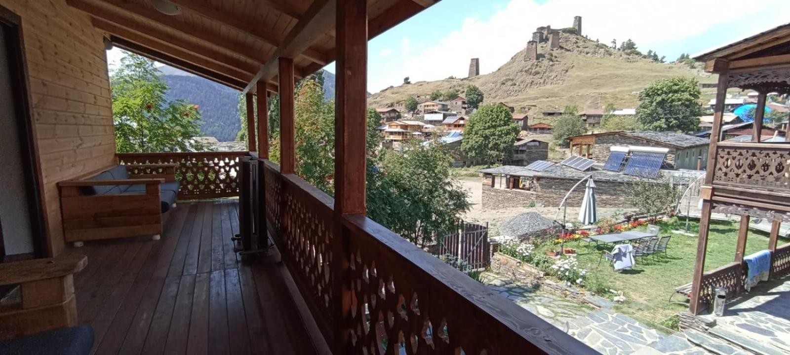 Guest House Shina Omalo Екстериор снимка