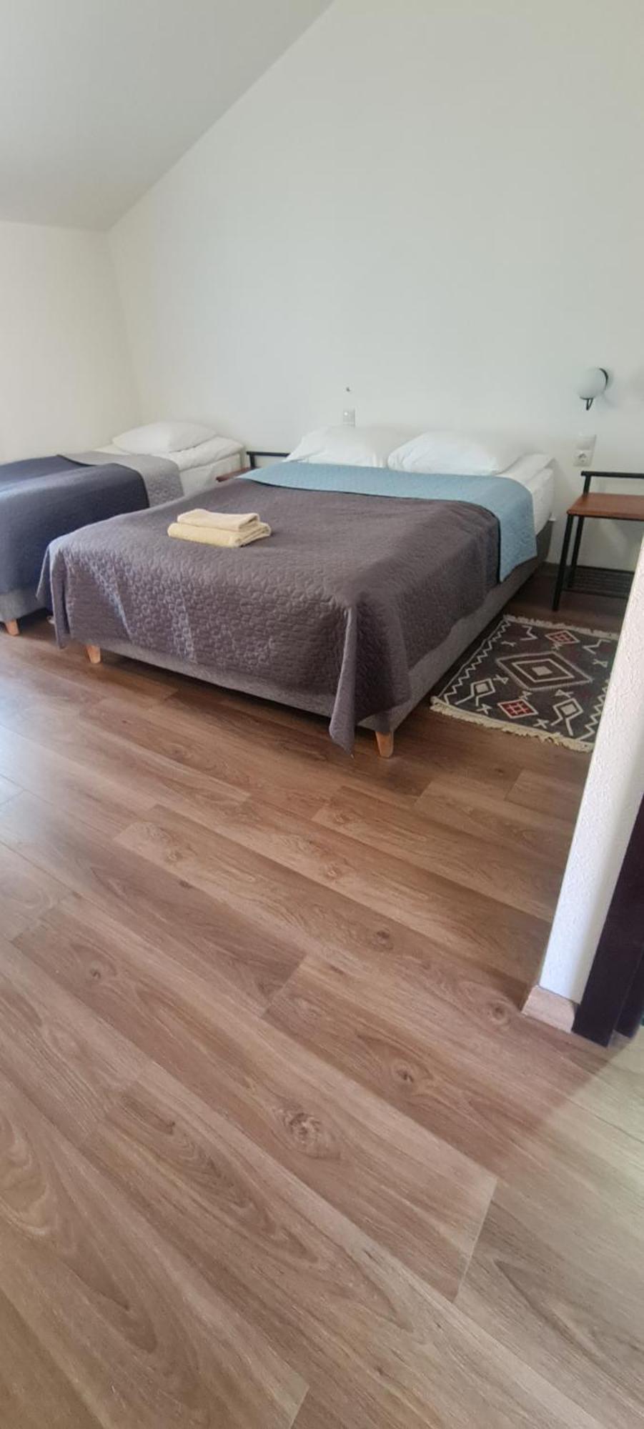 Guest House Shina Omalo Екстериор снимка